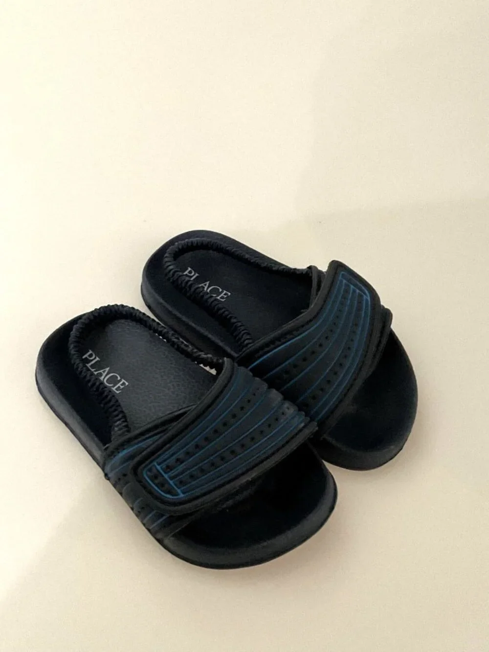 SCULPTED STRIPE NAVY BLUE KIDS SLIDES QUICK CLOSE FASTENER